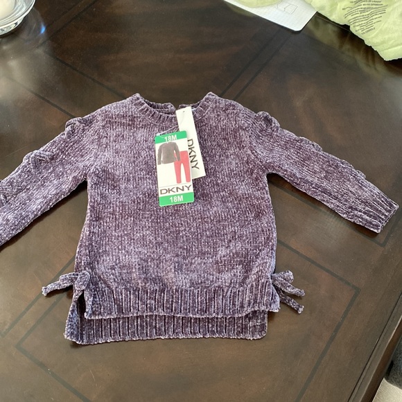 DKNY Kids' 2-piece Set, Gray sweater pink/black dot Pant. - Picture 3 of 11